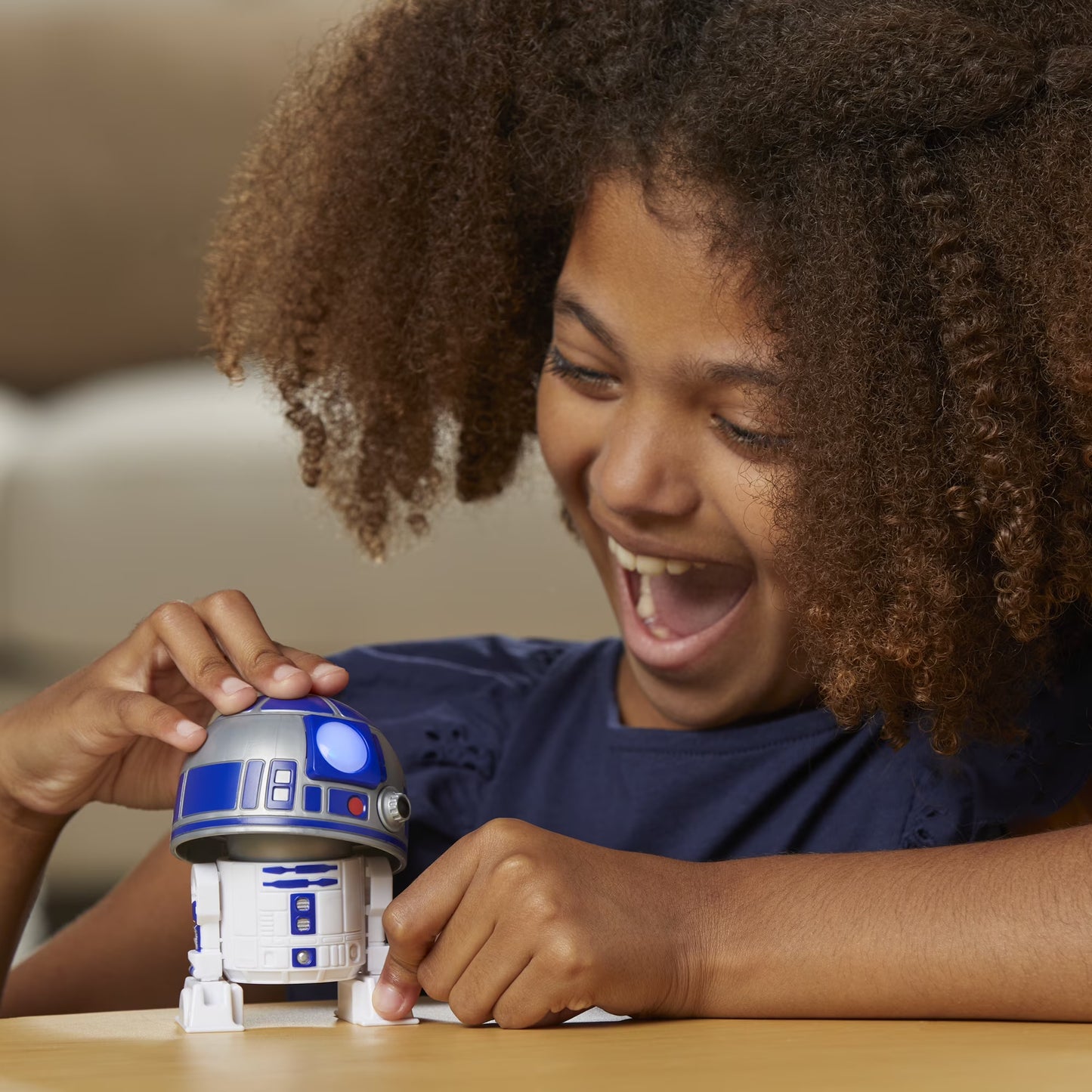 Star Wars Droidables & Friends R2-D2, 4" Electronic Figure, Interactive Toys (Copy)