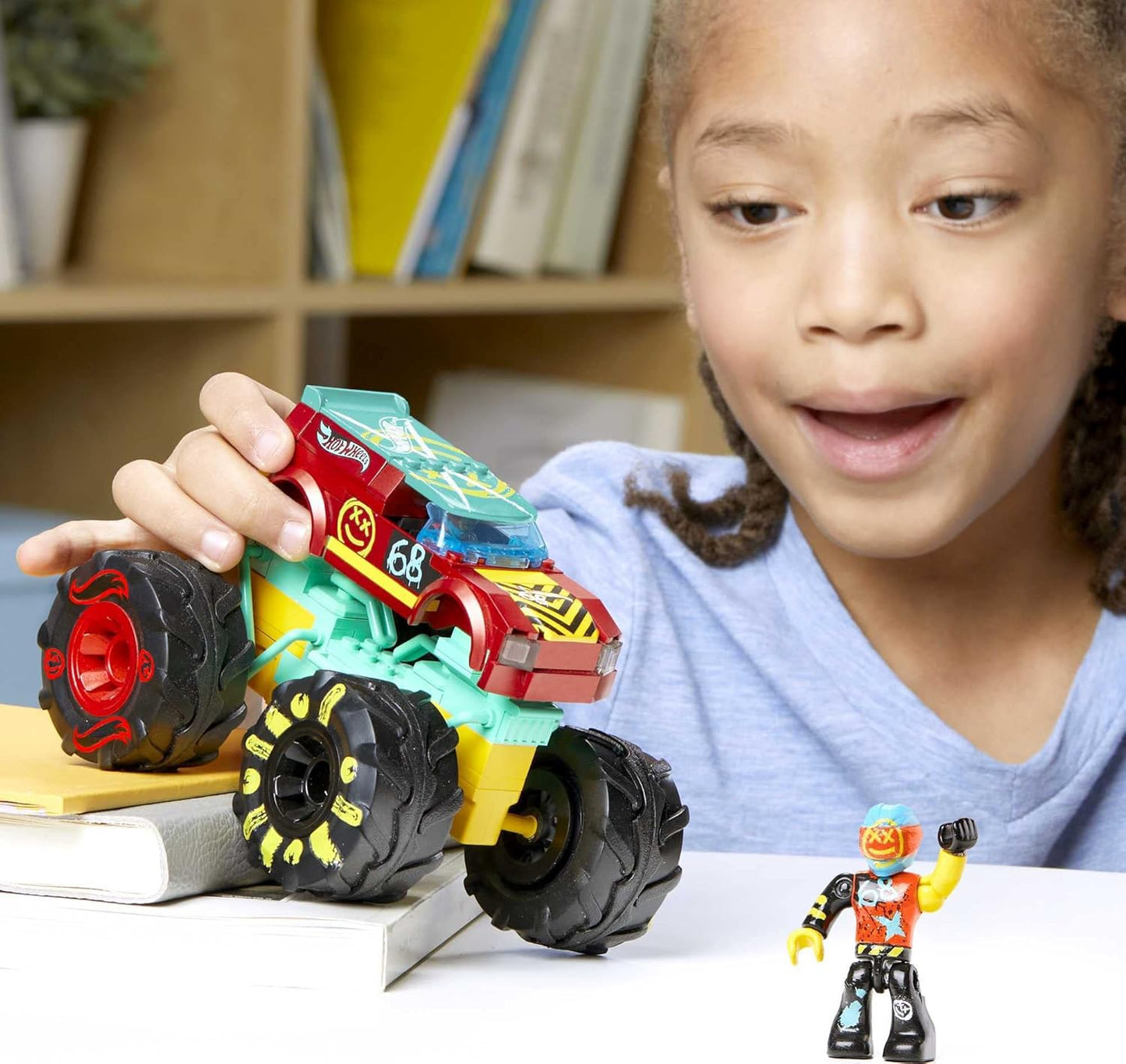 MEGA Hot Wheels HW Demo Derby Monster Truck Building Set 140 PCS