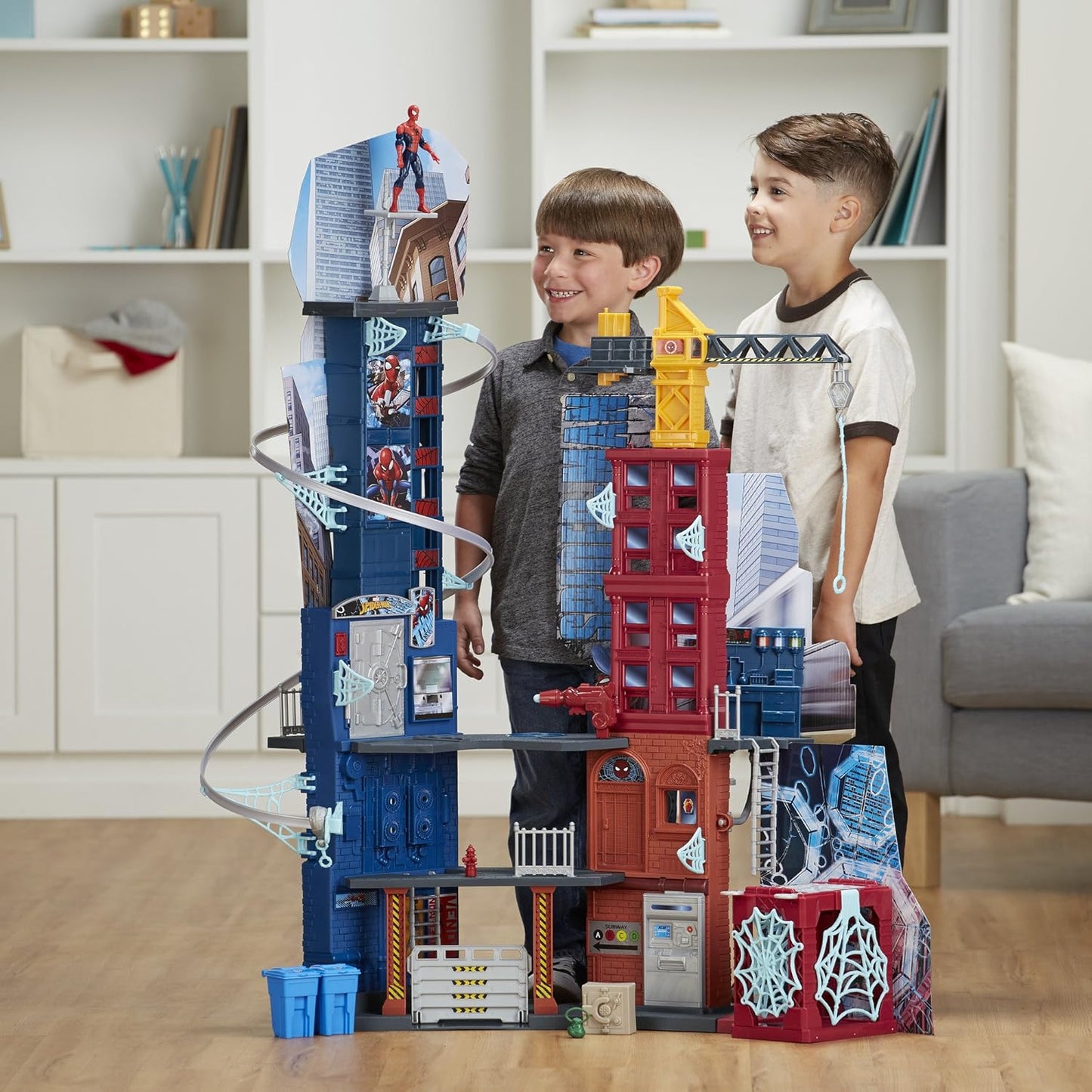 Marvel Spiderman - Mega City Playset - 116cm high - 5 Levels of Play Kids Toys