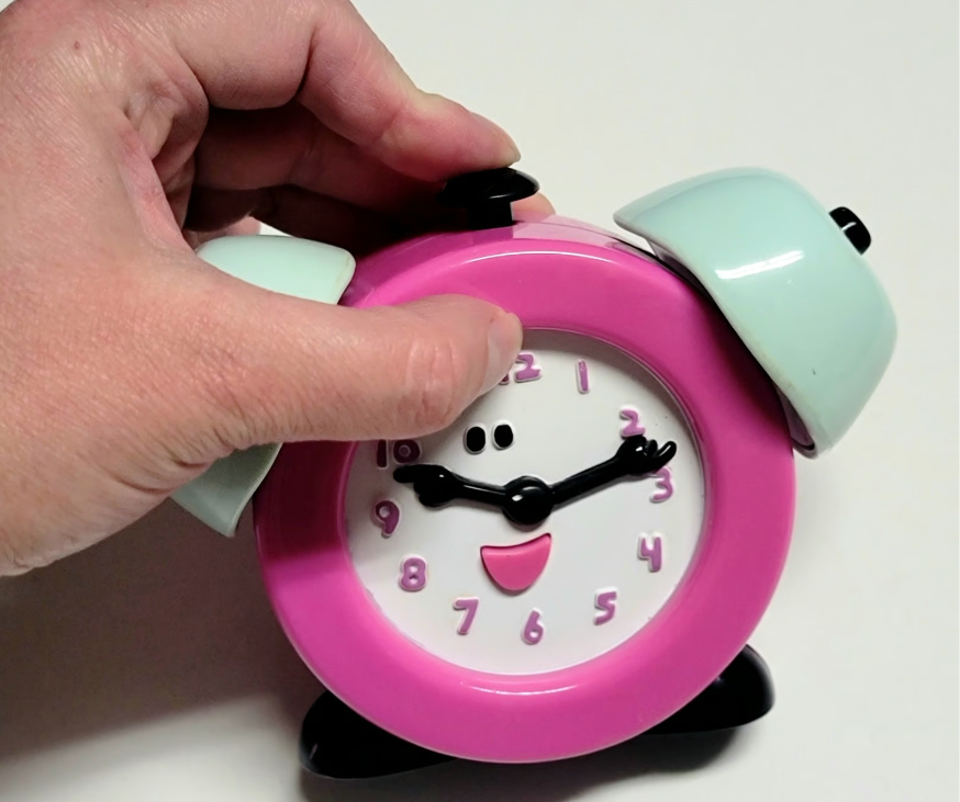 Fisher-Price Blue's Clues Talking Tickety Tock Clock Musical 18m+ Spanish Version